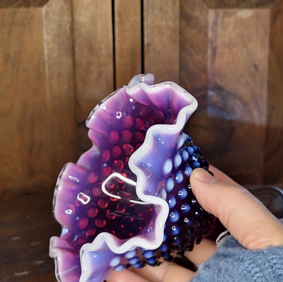 Fenton Art Glass Plum Opalescent Hobnail Ruffled Compote. - Picture 4 of 17